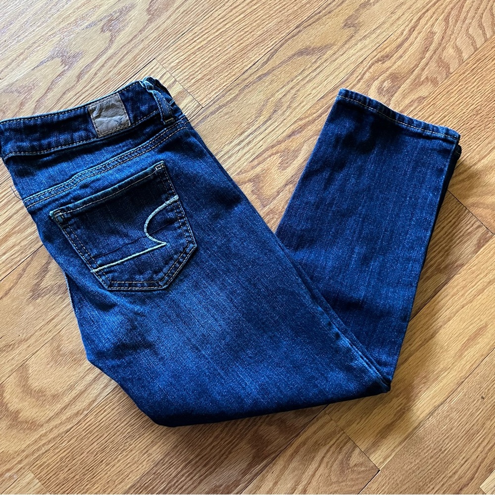 AMERICAN EAGLE SKINNY CROPPED JEANS size 2 EUC.